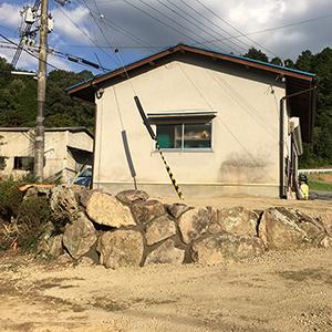 兵庫県宝塚市　個人邸　石垣を動かす工事