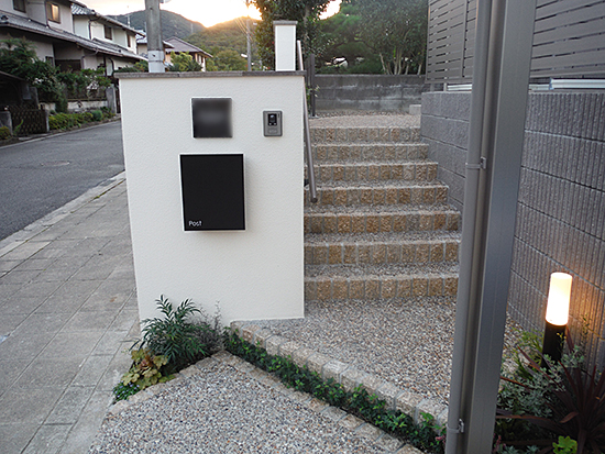 兵庫県川西市　個人宅　外構工事　駐車場･塀・階段・門周りなどリフォーム工事