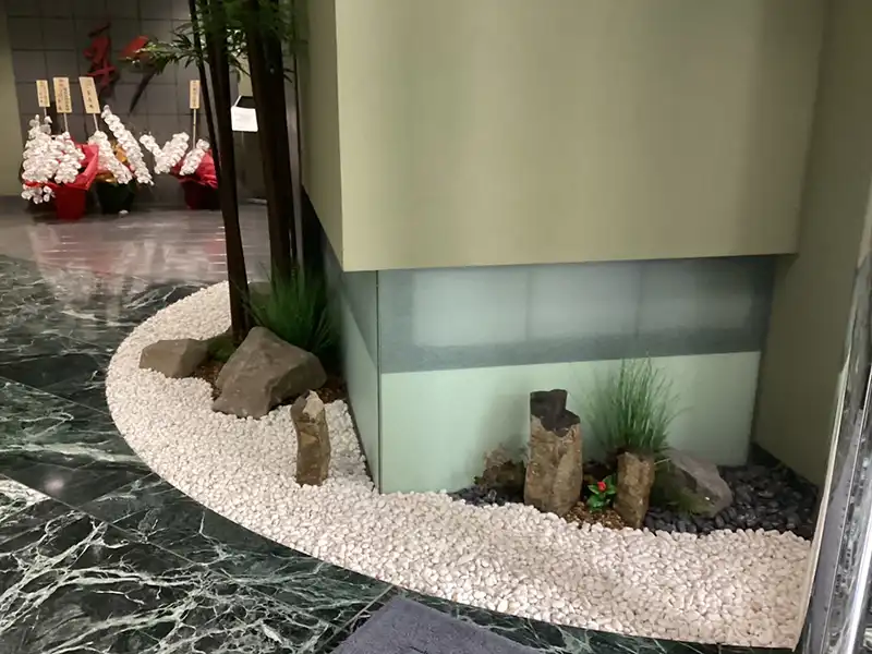 大阪府大阪市　店舗　グランドプリンスホテル大阪ベイ　様　お店の改装に伴う和庭の演出
