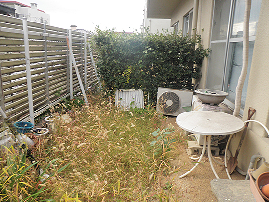 兵庫県西宮市　マンション　お庭の年間管理　敷地内樹木の剪定