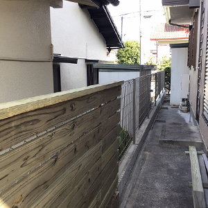 兵庫県川西市　個人邸　ブロック塀をメッシュフェンス、ウッドフェンスに改修工事