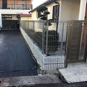 兵庫県宝塚市　個人邸　ブロック塀を撤去してメッシュフェンスに改修する工事