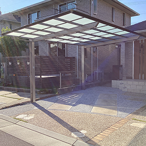 兵庫県川辺郡猪名川町　個人邸　ガレージ土間のリフォームとカーポートの新設工事